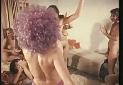 Primo donne pelose video sesso sporco bionda davanti alla telecamera